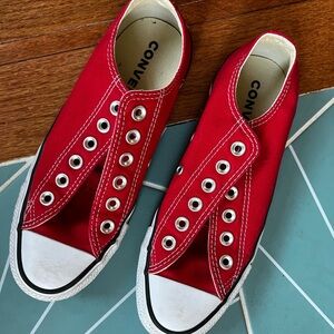 Women’s Red Converse 6.5